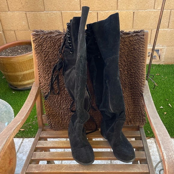 New Ramona High Over-The-Knee Lace Up Faux Suede Flat Boot in Black 8 Extra Wide - Picture 3 of 16